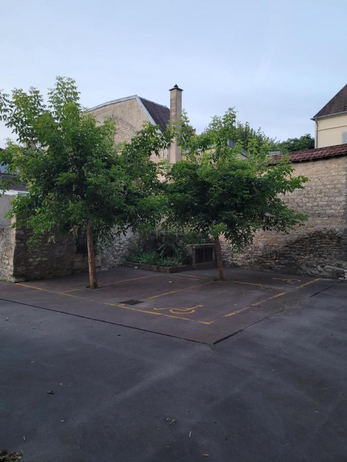 Nid Douillet Plein De Charme Avec Parking Gratuit Διαμέρισμα Σαντιγί Εξωτερικό φωτογραφία